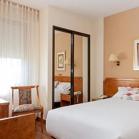 Don Carmelo Hotel Ávila