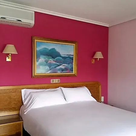 Don Carmelo Hotel 3*