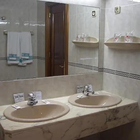 Hotel Don Carmelo Ávila