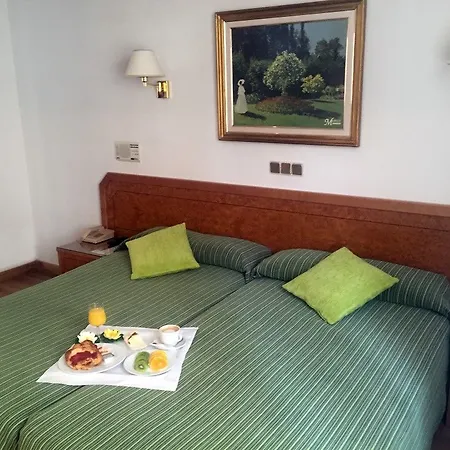 Don Carmelo Hotel 3*