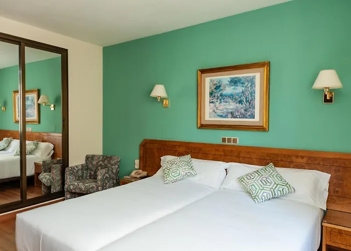 Don Carmelo Hotel 3*