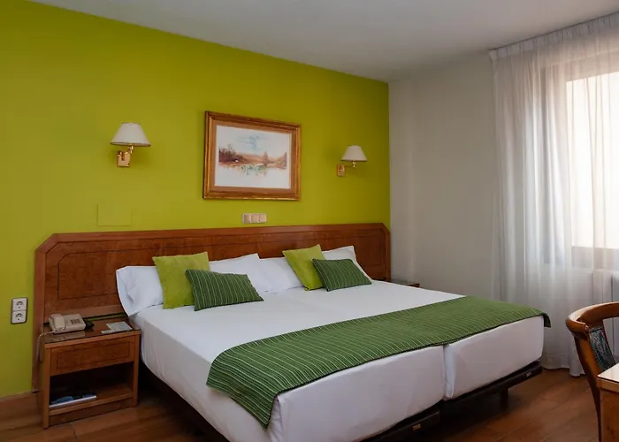 唐卡梅洛酒店 Ávila