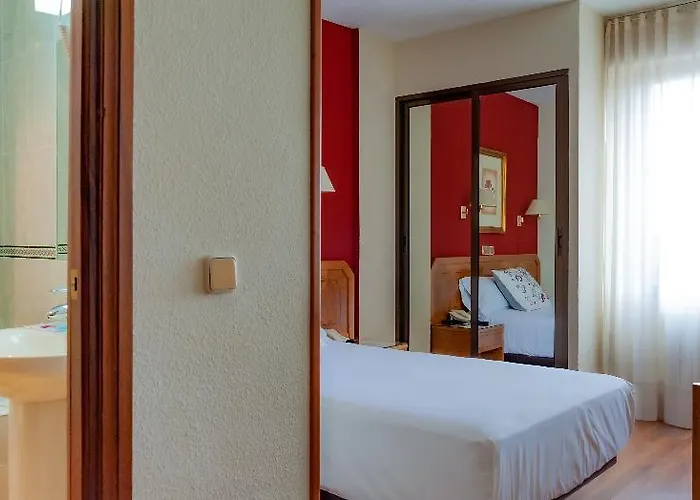 唐卡梅洛酒店 3* Ávila